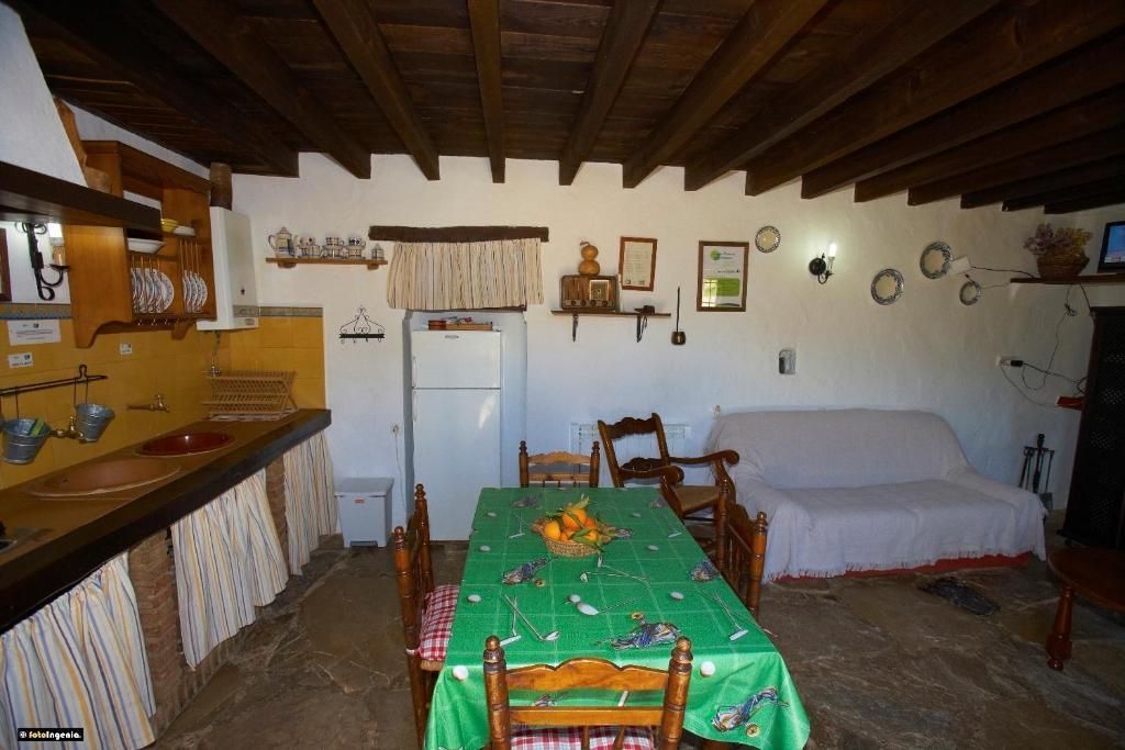 Hotel Enrique Calvillo El Bosque Ruang foto