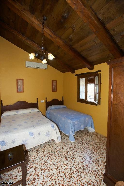 Hotel Enrique Calvillo El Bosque Ruang foto